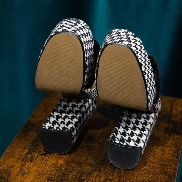 Betsey Johnson Melanni Houndstooth Heels Size 9 - Picture 5 of 7